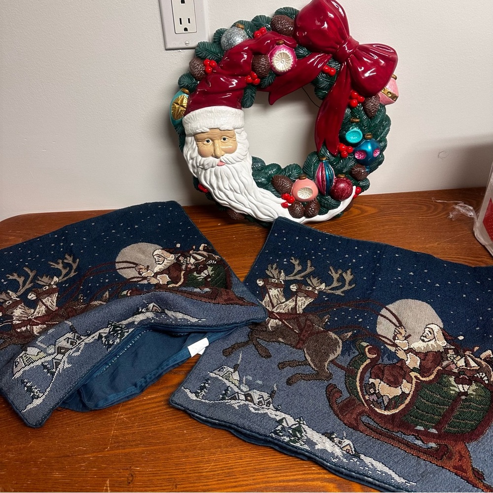 Hand painted Christmas wreath and pillow cover set 3 pieces